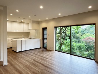 耐震補強と断熱材に包まれた安心で快適な家　大田区E様邸